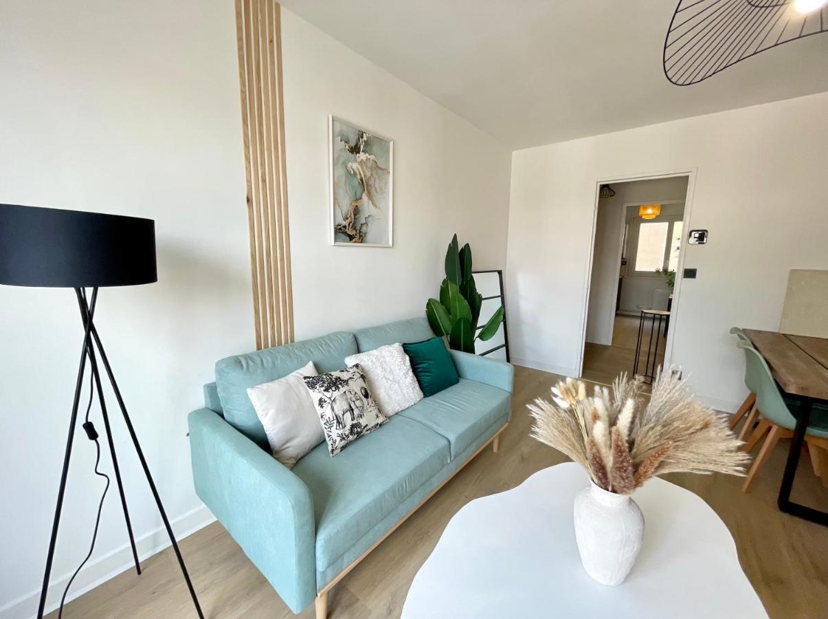 La Douceur Roannaise - Parking Prive Proche Gare Apartment Roanne Bagian luar foto